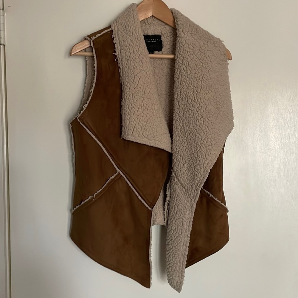 Sherpa vest